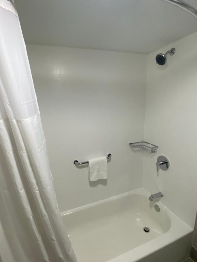 Days Inn By Wyndham Newnan Εξωτερικό φωτογραφία
