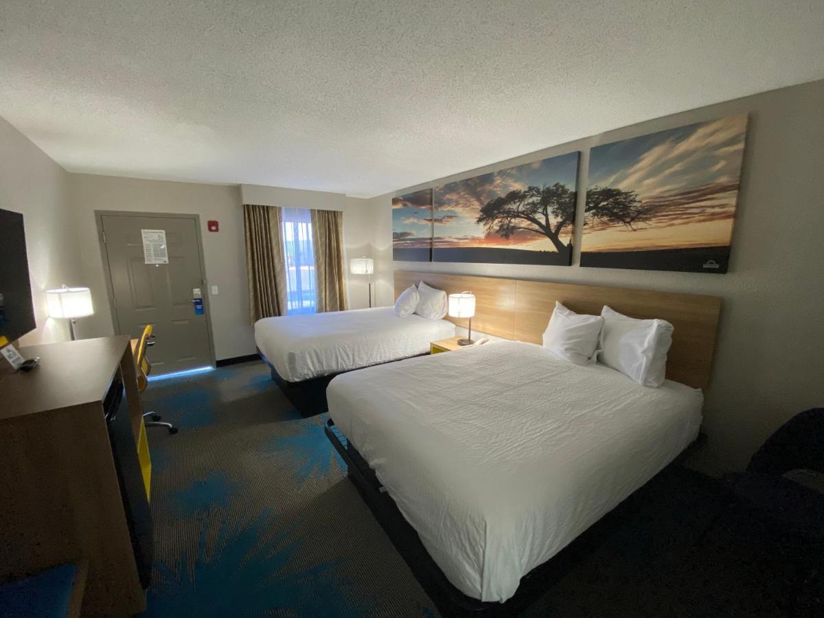 Days Inn By Wyndham Newnan Εξωτερικό φωτογραφία